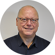 Porträt DR. RALF KRIEGEL